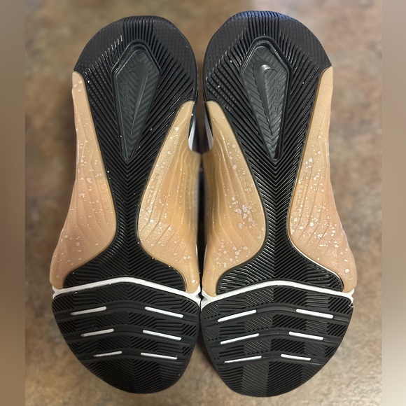 Nike Metcon 8’s - Picture 5 of 5